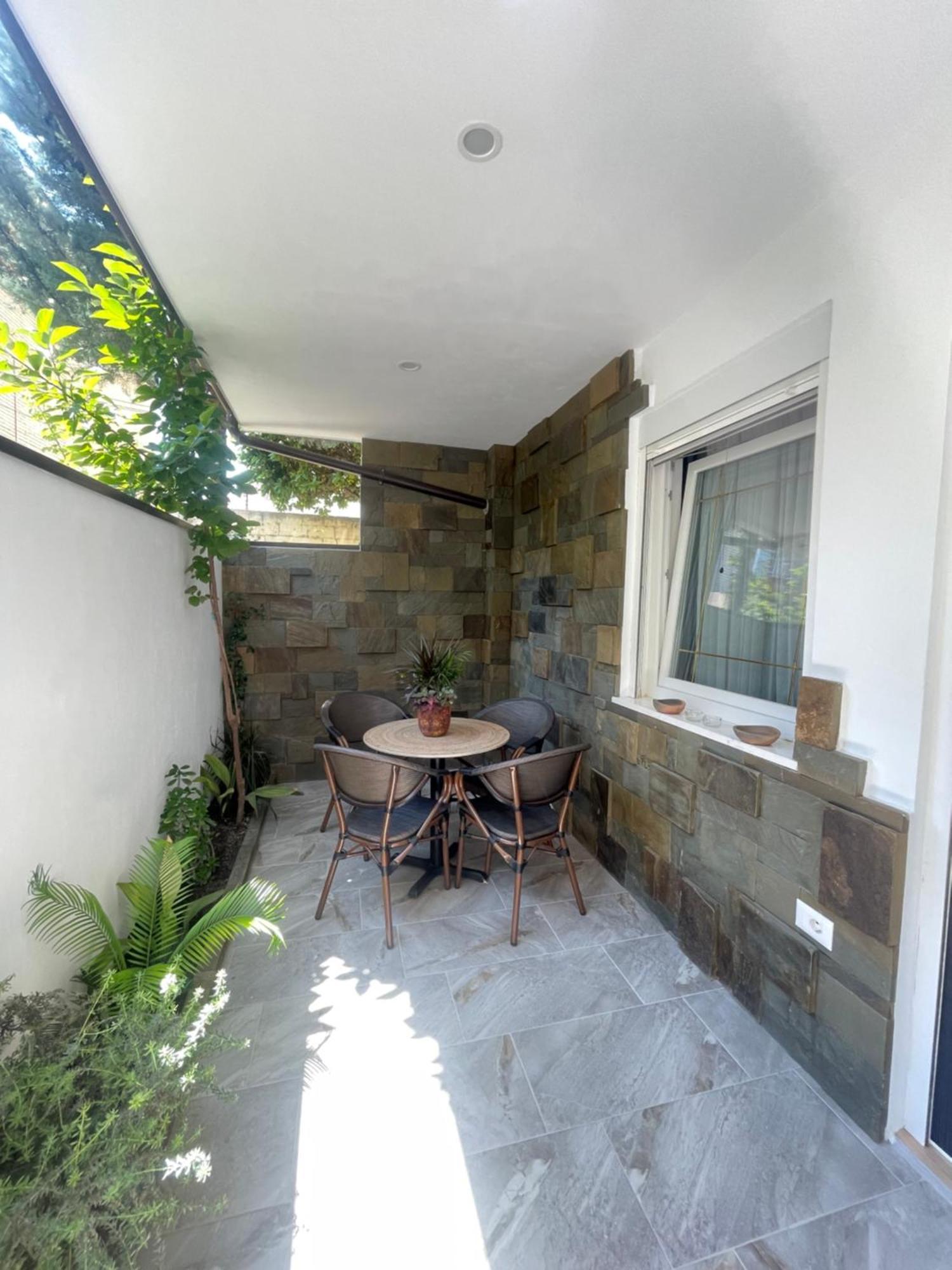 Leonard'S Apartment Durres Exterior photo